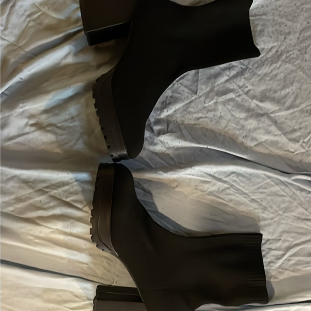 Forever 21 Black Heeled Boots